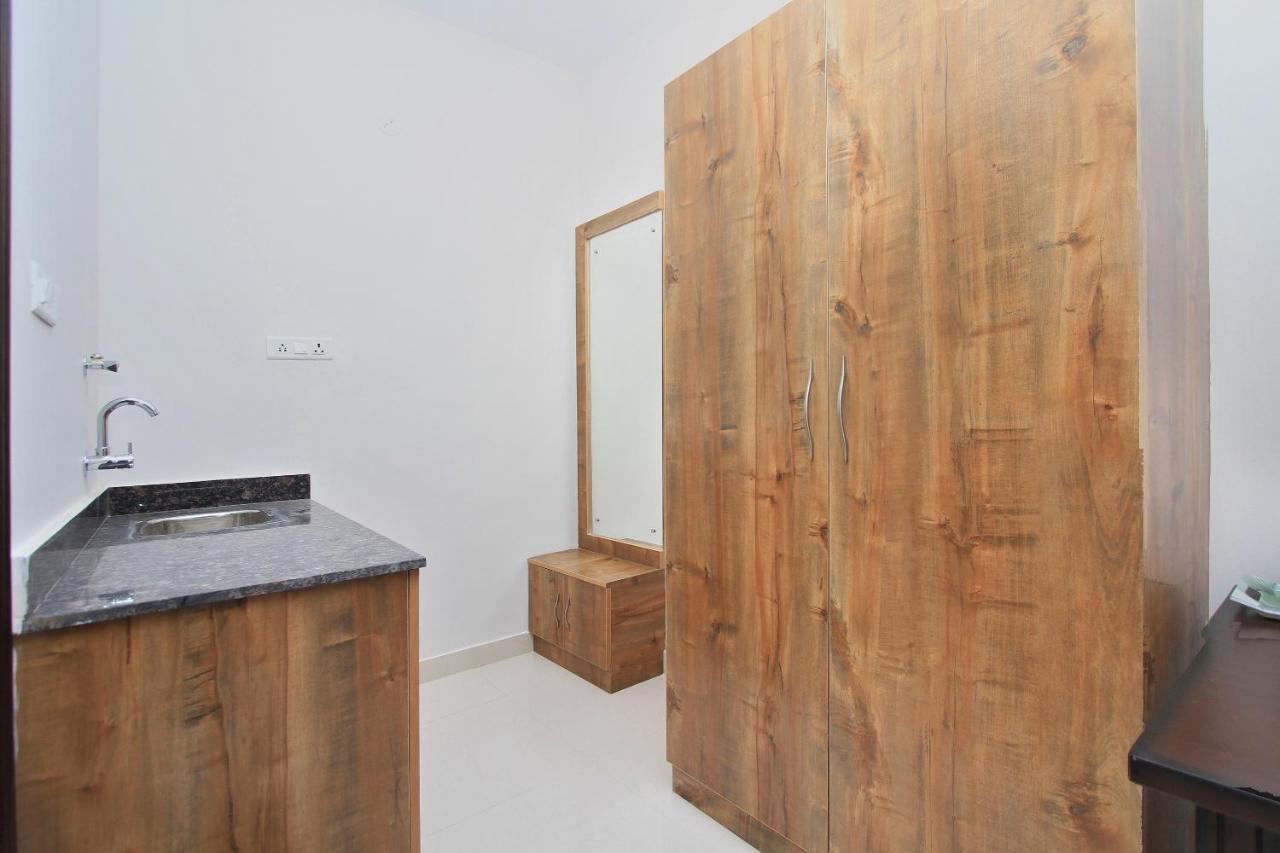 Oyo 12033 Hotel Royal Residence Μπανγκαλόρ Εξωτερικό φωτογραφία