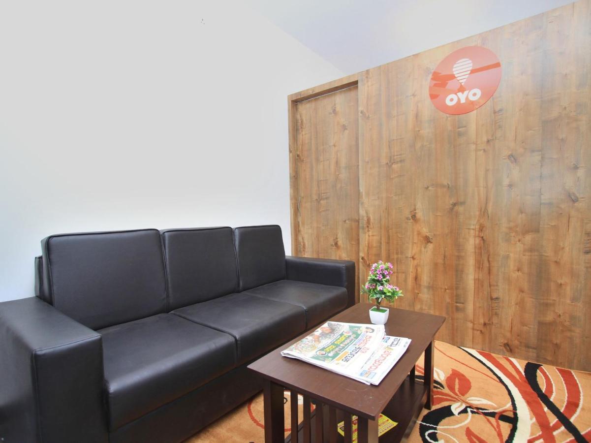 Oyo 12033 Hotel Royal Residence Μπανγκαλόρ Εξωτερικό φωτογραφία